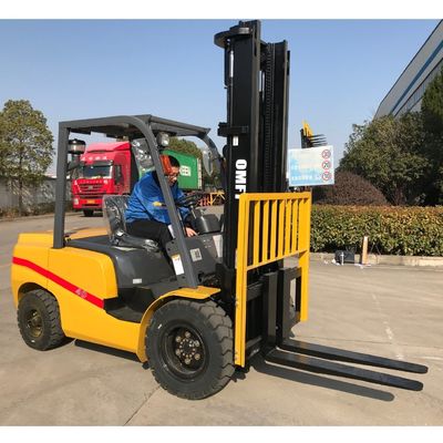 4ton Diesel Forklift Truck with Ce Approved Cpcd40 Fd40 and Tires Pneumatic or Solid