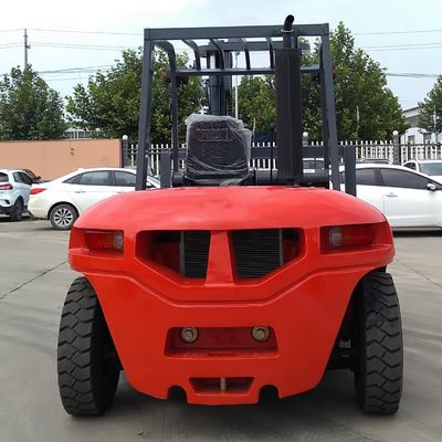 5620mm Min. Width of Right Angle Stacking 6 Ton Diesel Forklift with Solid Tires