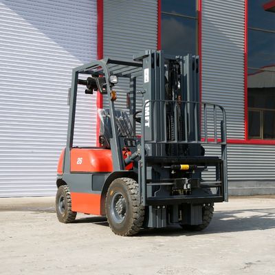 2100mm Min. Width 2.5 T Diesel Forklift Truck with 6m 6000mm Mast Triplex Free Lift CPCD25