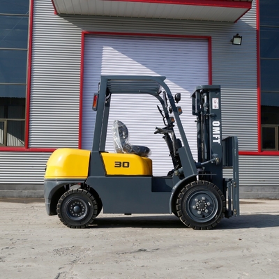 3 Ton Diesel Forklift Truck Lifting Height 3000-7000mm Suitable for Various Industries