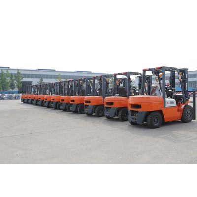 3.5 T Four Wheel Diesel Forklift Truck Warehouse Forklift and Tyre Pneumatic or Solid