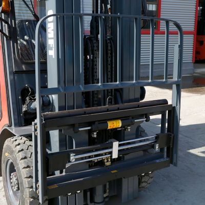 2235mm Min. Width of Right Angle Channel 3.5tons Lp Gas Forklift with Japan Nissan Engine