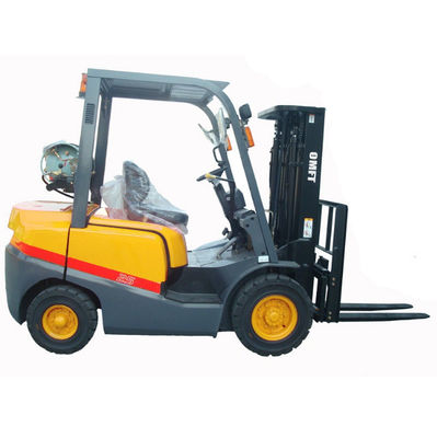Directly Supply 2.5tons LPG Forklift with Ce ISO SGS Standard and Nissan K21 K25 Engine