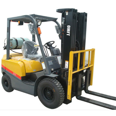 3000-7000mm Lift Height 2 Ton Propane Forklift Toyota7 Model Made of Steel and Rubber