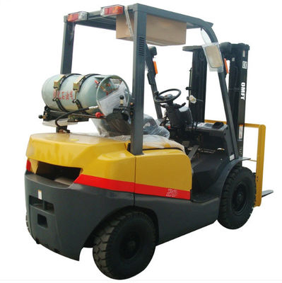 3000-7000mm Lift Height 2 Ton Propane Forklift Toyota7 Model Made of Steel and Rubber