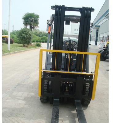 3000-7000mm Lift Height 2 Ton Propane Forklift Toyota7 Model Made of Steel and Rubber