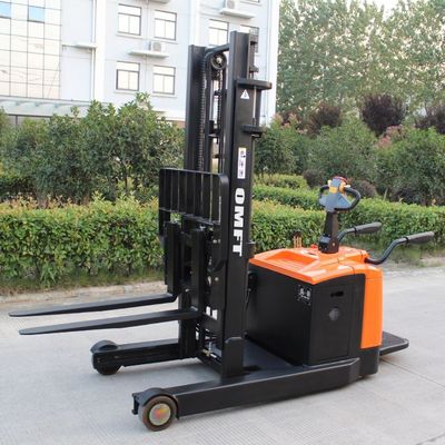 Gradeability 8% 2 Ton Steel PU Electric Reach Stacker with and 2500mm Lifting Height