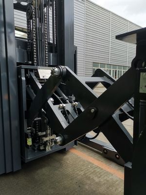 Electric Fork Reach Truck with 1000kgs Capacity and 6m Max. Lift Height Steel PU Fork