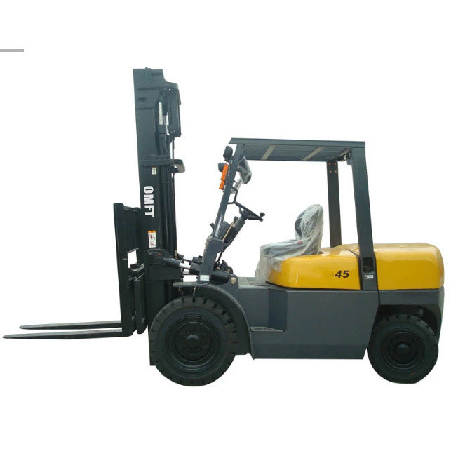 4.5t Diesel Forklift Truck with Ce Approved CPCD45 Fd45 Min. Turning Radius 2780mm