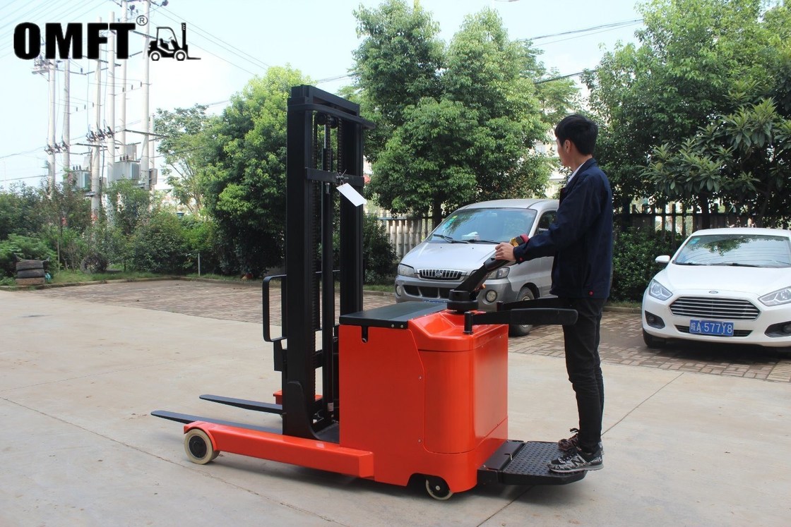 Steel PU Warehouse Equipment Battery Reach Truck with Stand Drive and Auto Electrico